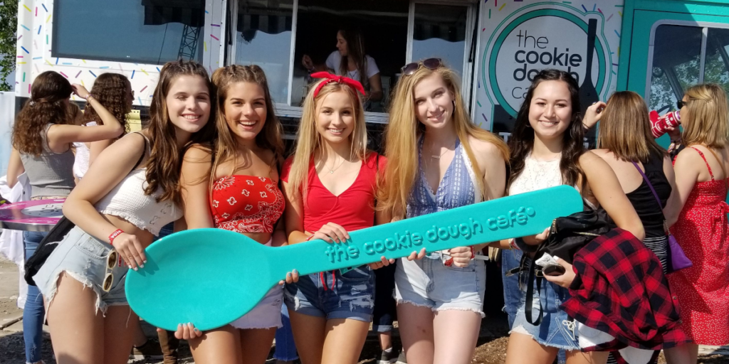 FREE COOKIE DOUGH FOR EVERYONE!